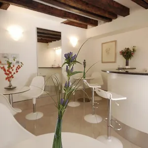 santa-margherita-guest-house.hotelslidodijesolo.com/